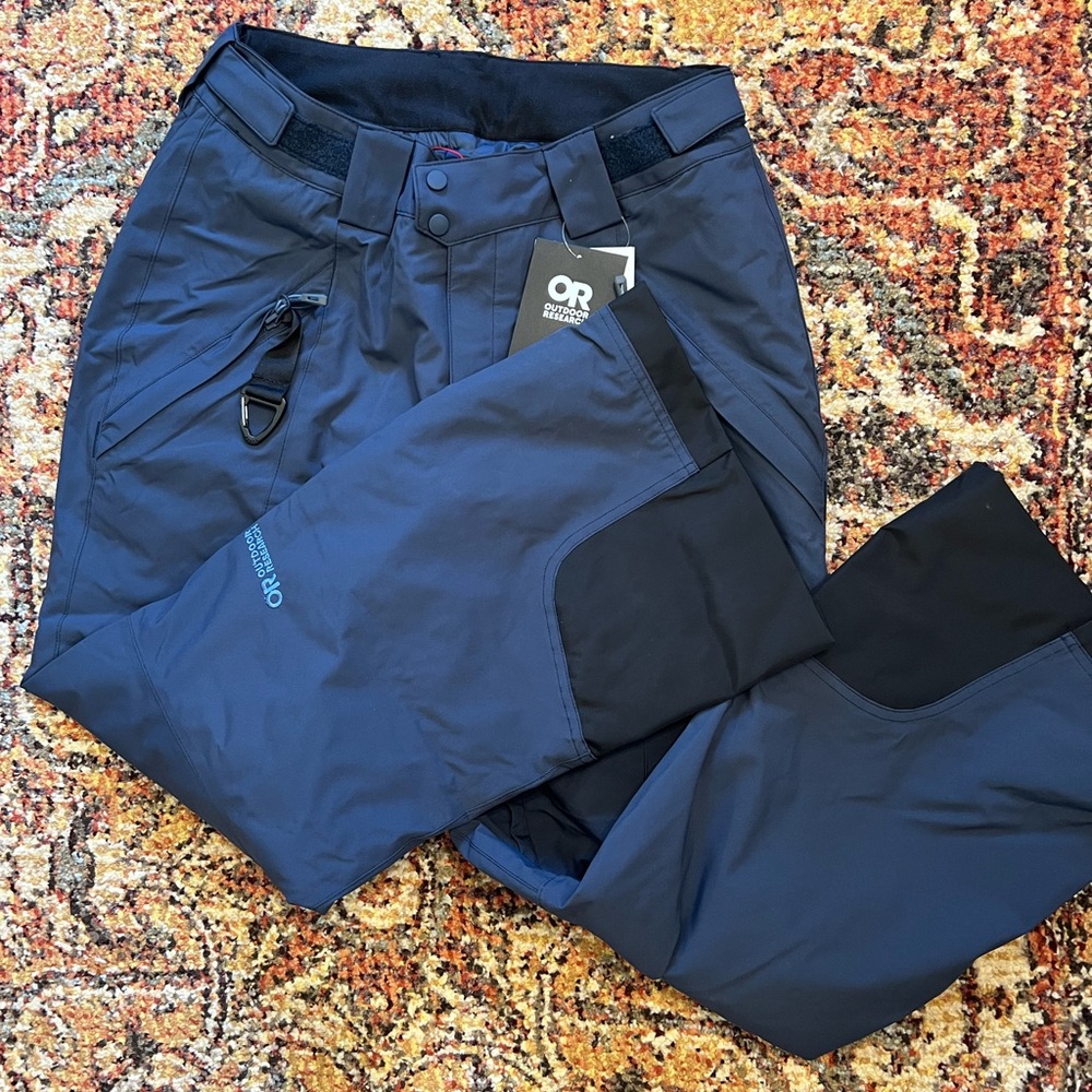 NWT Outdoor Research Snowcrew Ski Pants Medium Short, retail $249